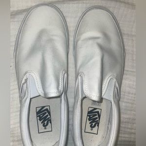 Vans Classic Slip-ons All White Women’s 9/Men’s 7.5